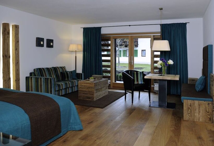 جناح كلاسيكي, Parkhotel Egerner Höfe