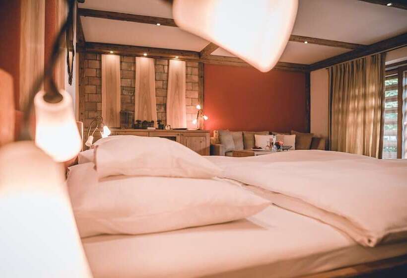 جناح كلاسيكي, Parkhotel Egerner Höfe