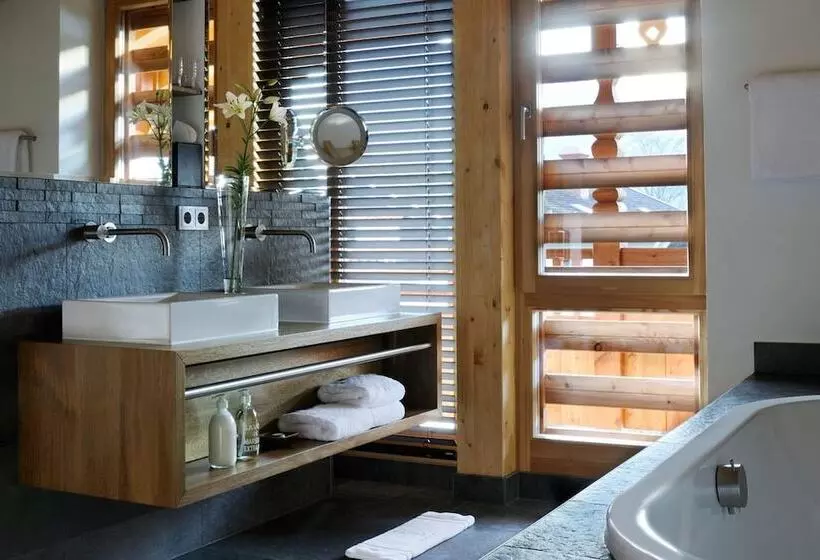 デラックススイート２ベッドルーム, Parkhotel Egerner Höfe
