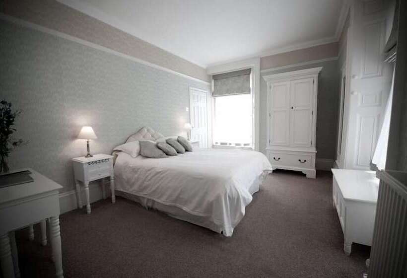 جناح, Plas Hyfryd