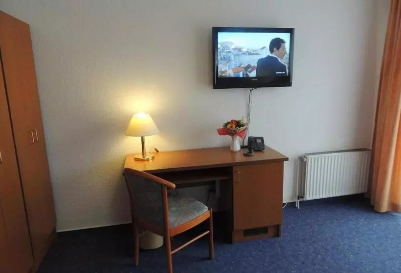 Standard Single Room, Restaurant Zum Roeddenberg