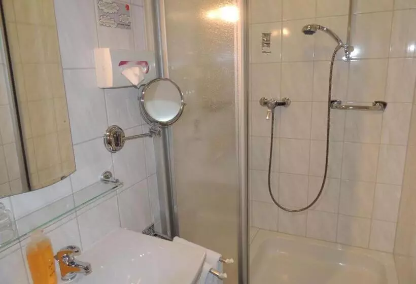 Standard Single Room, Restaurant Zum Roeddenberg
