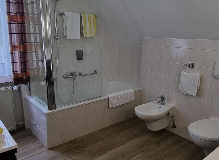 Номер Премиум, Rhöner Land Garni Bed & Breakfast