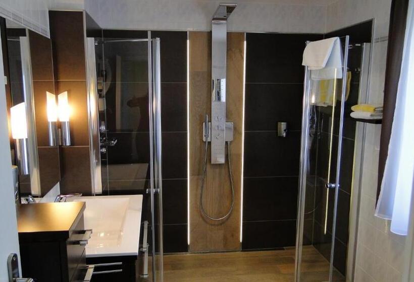 Трехместный Номер Премиум, Rhöner Land Garni Bed & Breakfast