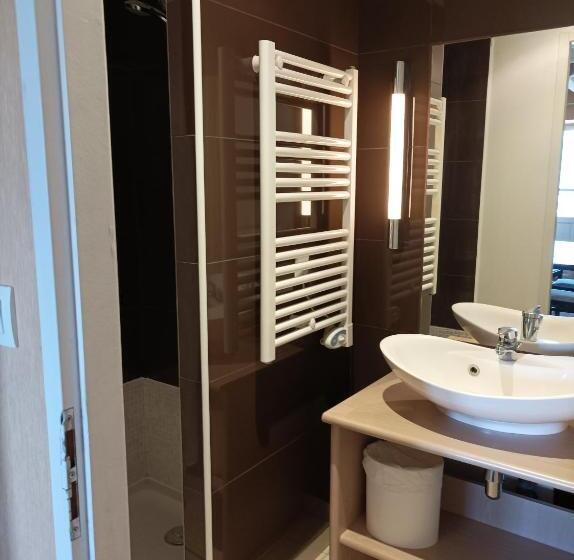 Апартаменты 3 Спальни, Résidence Château Des Magnans By Nevesol