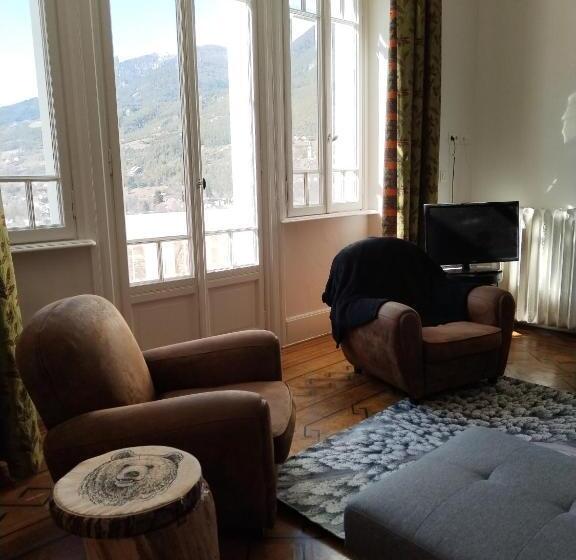 Апартаменты 3 Спальни, Résidence Château Des Magnans By Nevesol