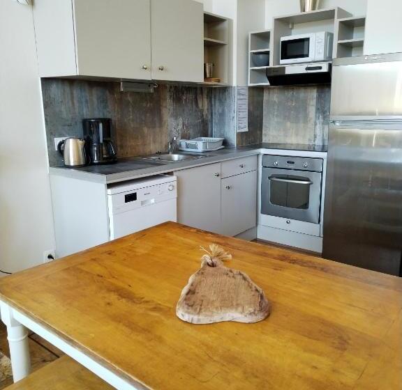 Апартаменты 3 Спальни, Résidence Château Des Magnans By Nevesol