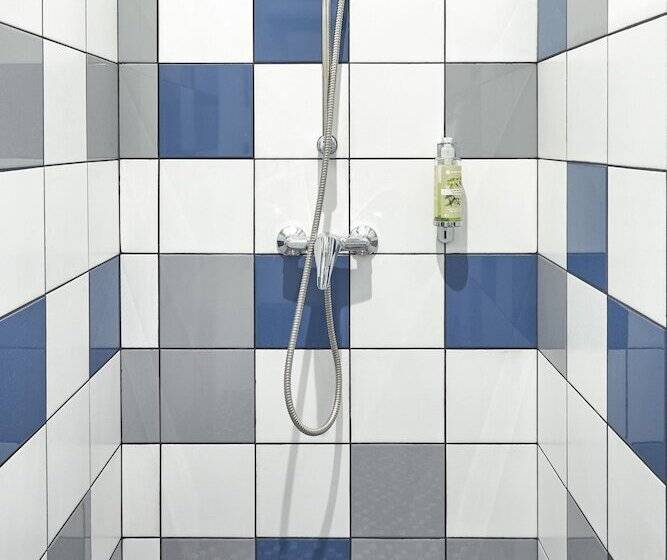 غرفة قياسية, Saint Louis – Vieux Port