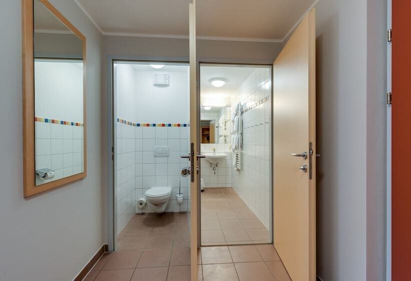 Четырехместный Номер Стандарт, Jufa Hotel Veitsch