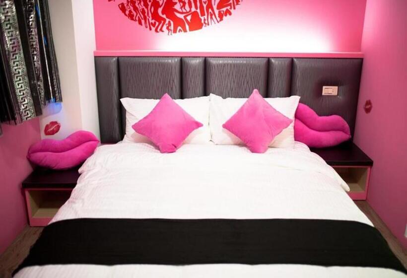 חדר סטנדרט, 羅東夜市繽紛世界