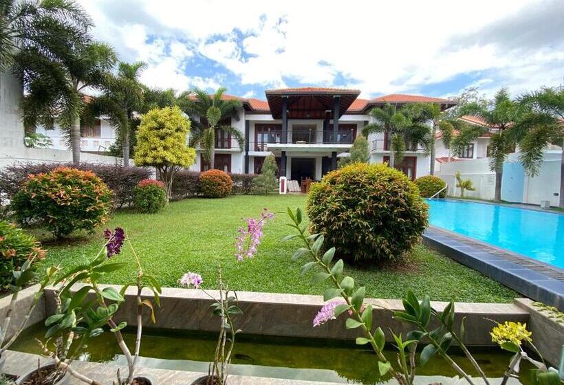 带2个卧室的公寓, Christima Residence