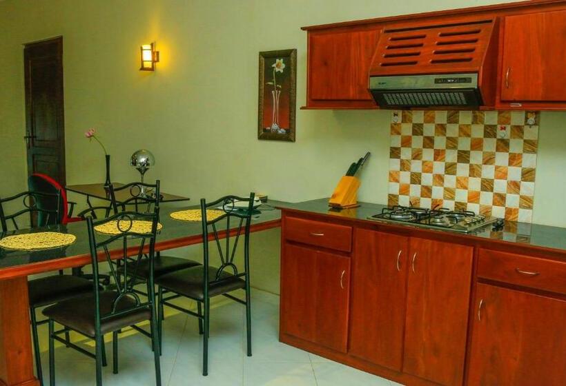 带2个卧室的公寓, Christima Residence