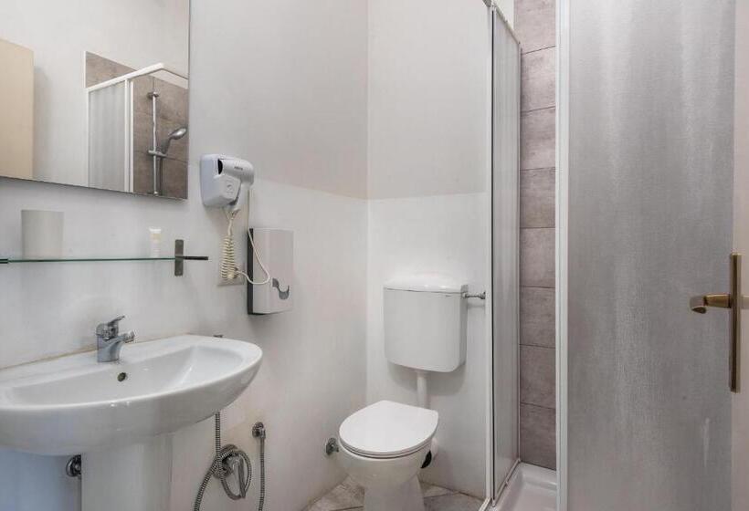 침실 2개 아파트, Travelershome Ciampino Rooms