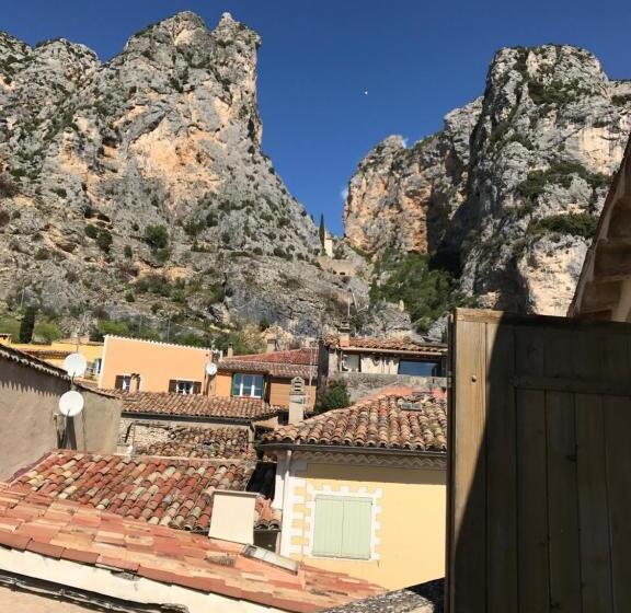 دوبلکس یک ‌خوابه, Hôtel Particulier Des Lumières