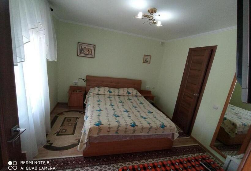 חדר סטנדרט, Sadyba Margaryta