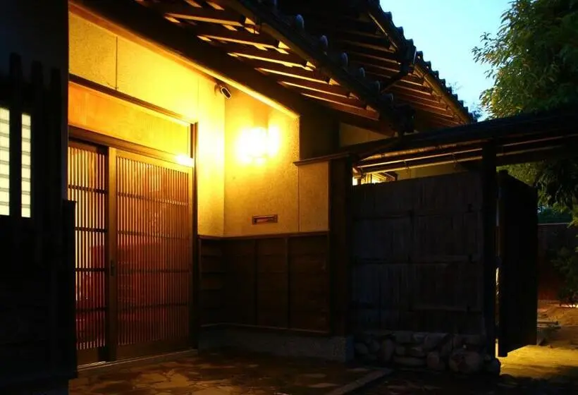 ３ベッドルームハウス, 縁の宿 北堀