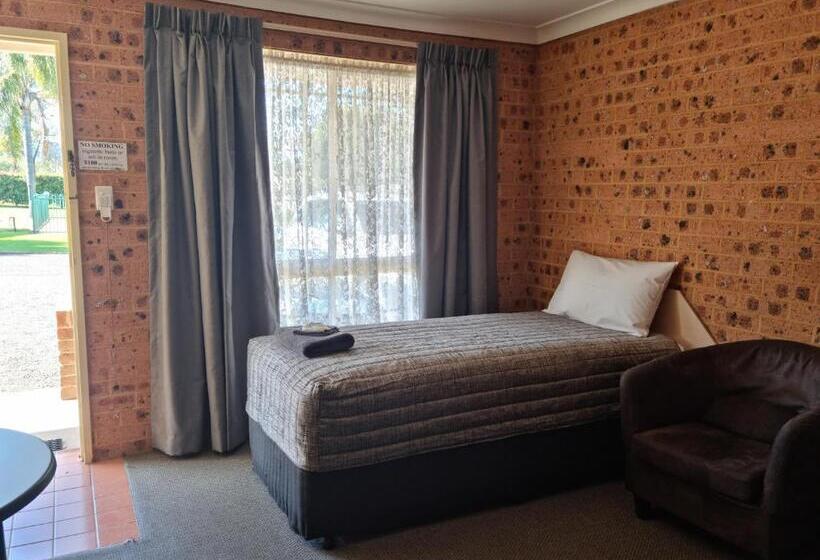 חדר דלוקס נוף לגינה, Aberdeen Motel