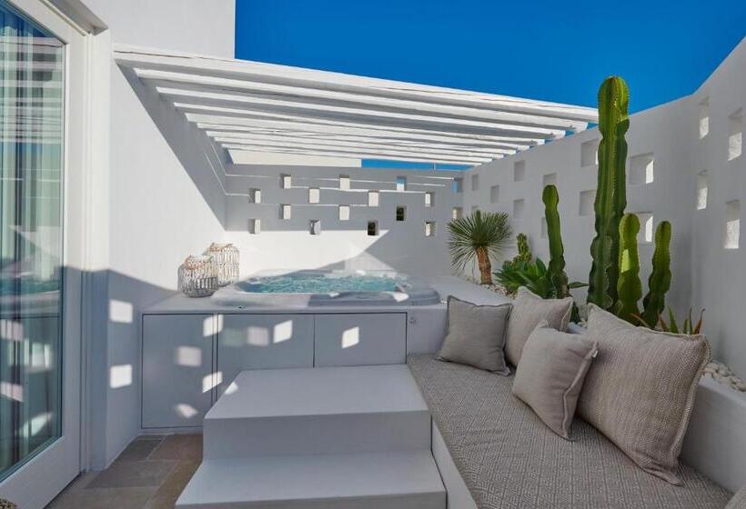 Полулюкс с Бассейном, Musae Al Mare