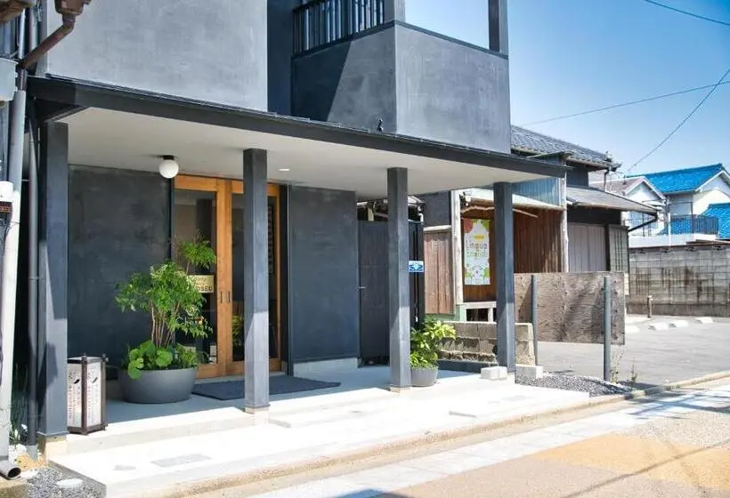 Standard Neljän Hengen Huone, Machiyado Kuwanajuku Edomachi 21