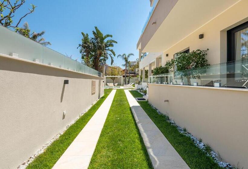 اتاق استاندارد سه تخته با چشمانداز باغ, Palazzo Michelangelo