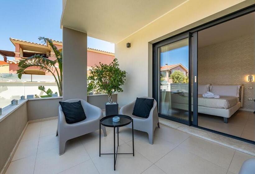 اتاق استاندارد سه تخته با چشمانداز باغ, Palazzo Michelangelo