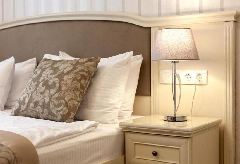 إستوديو قياسى, Royal Mini Apart Hotel On Rynok Square