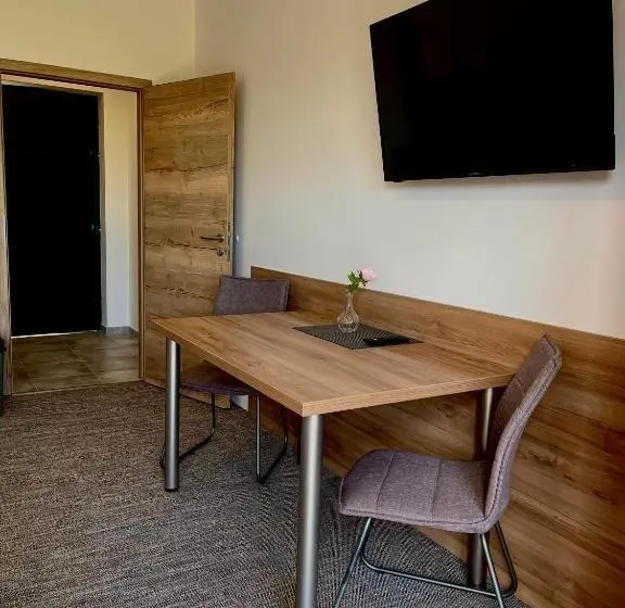 Huoneisto 1 Makuuhuone Terassi, Sport Hotel Bečva
