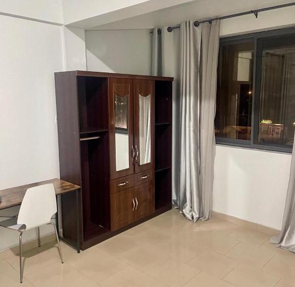 Номер Deluxe, Van Der Salle   Flovan Plaza