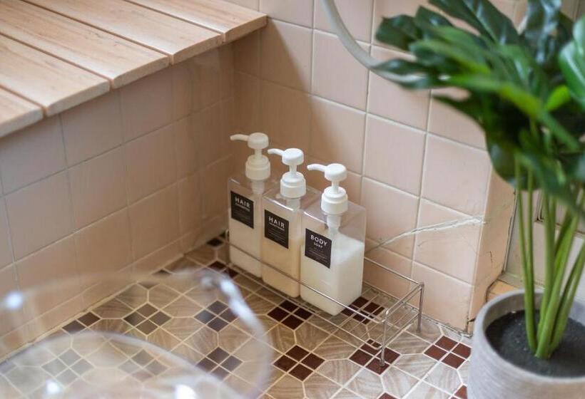 Четырехместный Номер Стандарт, Hostel 東風ノ家（kochi No Ya）