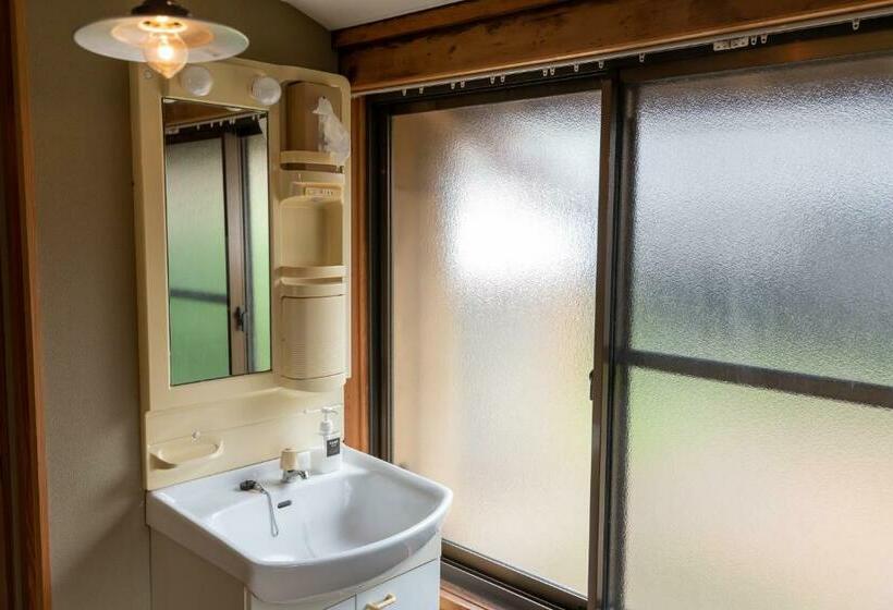 اتاق استاندارد یک نفره, Hostel 東風ノ家（kochi No Ya）