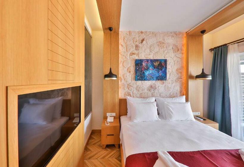 Quarto standard, Atalante