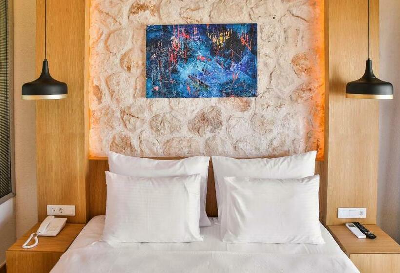 Quarto standard, Atalante