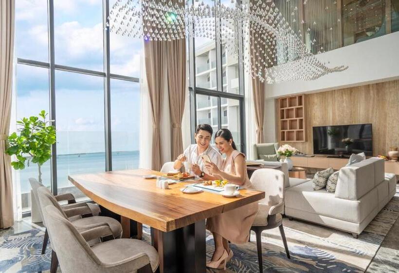 سوئیت پرزیدنت, Fleur De Lys Hotel Quy Nhon