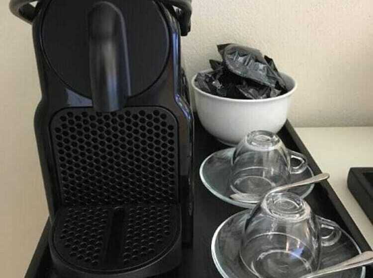 Standart Oda, La Pietra Del Cabreo