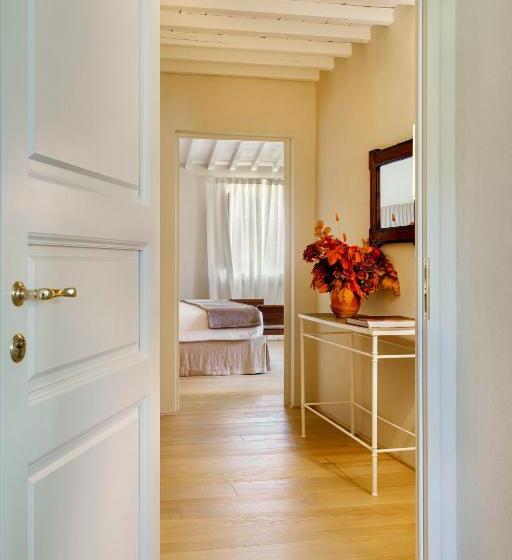 Delüks Oda, La Pietra Del Cabreo