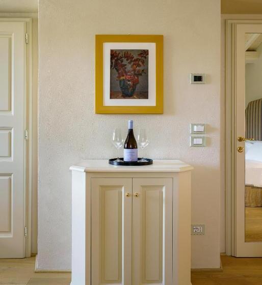 Delüks Oda, La Pietra Del Cabreo