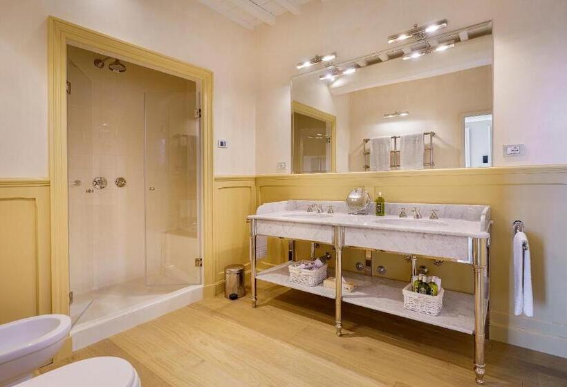 Delüks Oda, La Pietra Del Cabreo