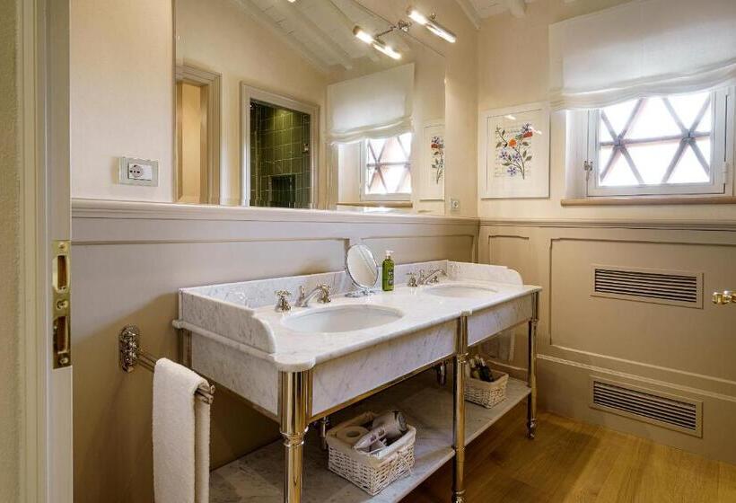 Junior Süit, La Pietra Del Cabreo