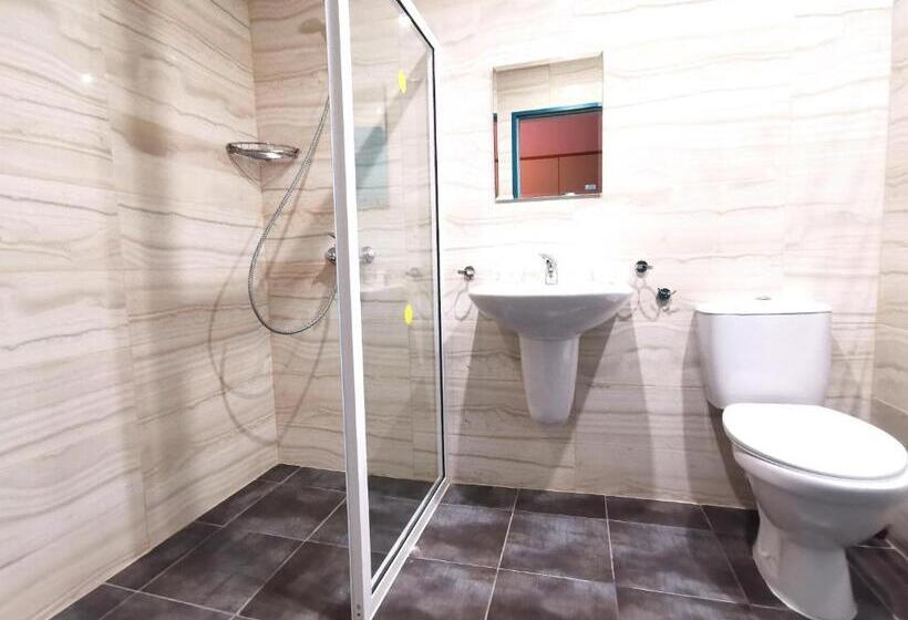 스탠다드 트리플 룸, Largo Beach