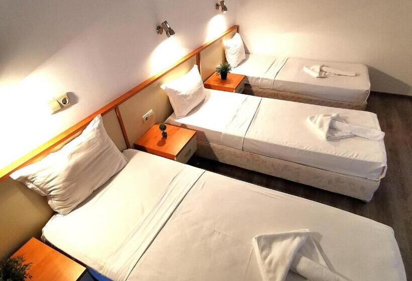 Номер Стандарт Трехместный, Largo Beach