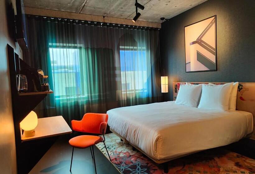 Romantic Room, The Florian Amsterdam Airport