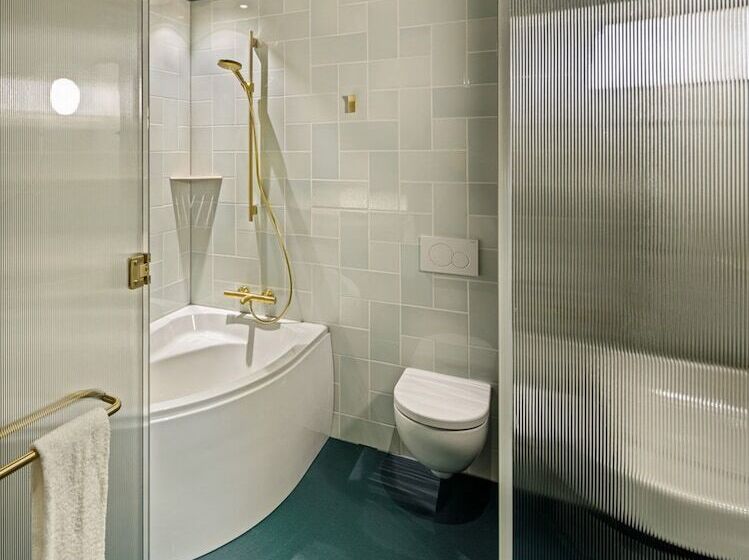 リビングルーム付きスーペリアルーム, The Florian Amsterdam Airport