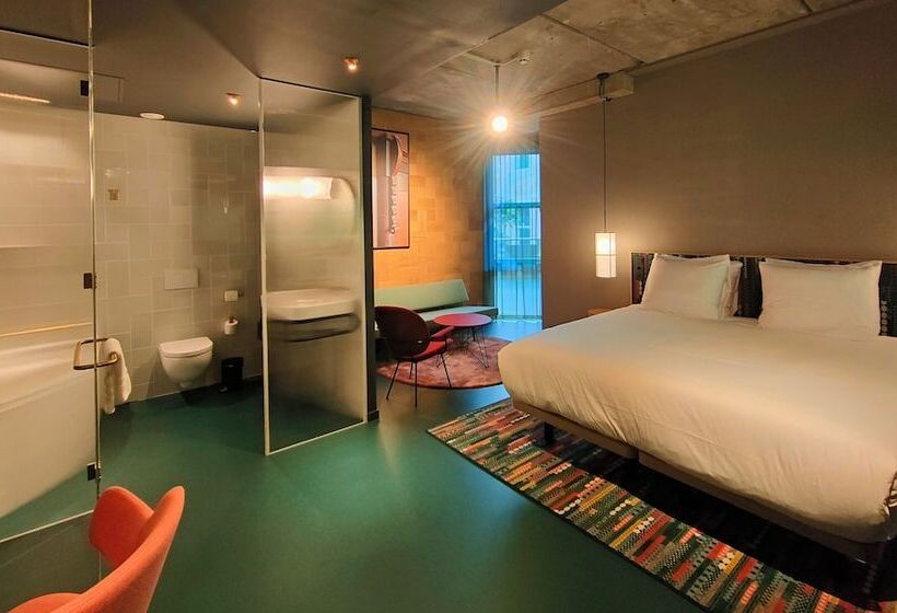 リビングルーム付きスーペリアルーム, The Florian Amsterdam Airport