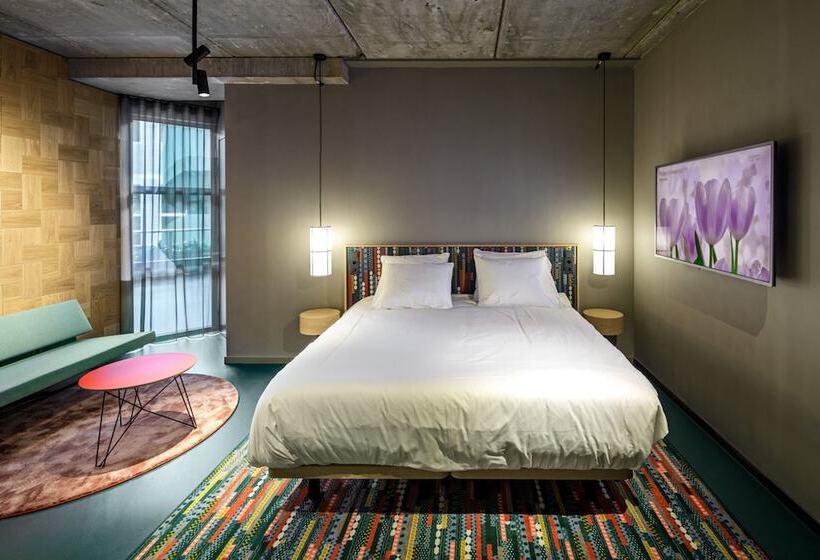 リビングルーム付きスーペリアルーム, The Florian Amsterdam Airport