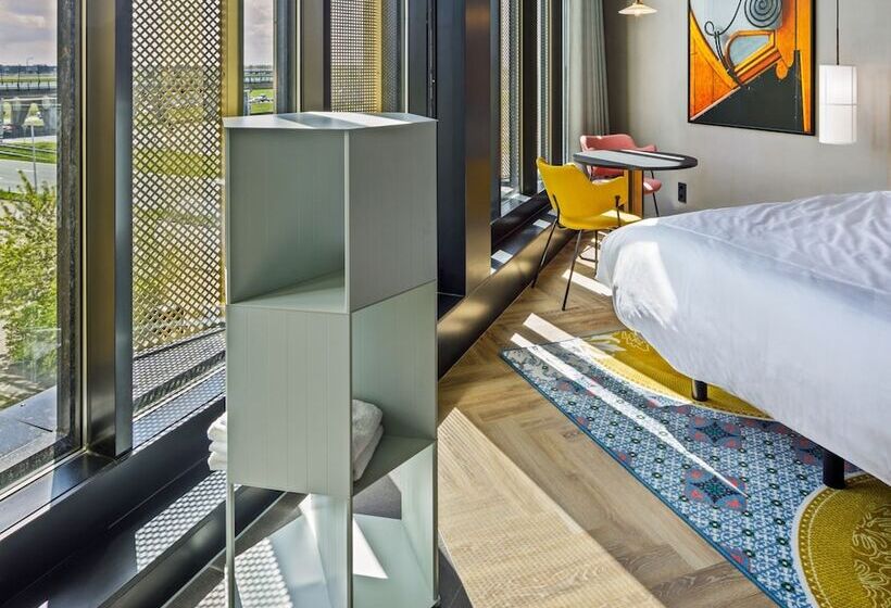 Номер Deluxe, The Florian Amsterdam Airport