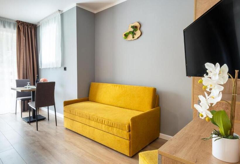 스탠다드 스튜디오 킹침대, Villa Pino