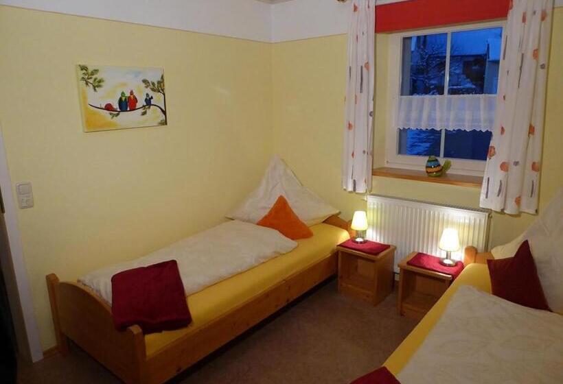 דירת שני חדרים, Pension Rosengärtchen