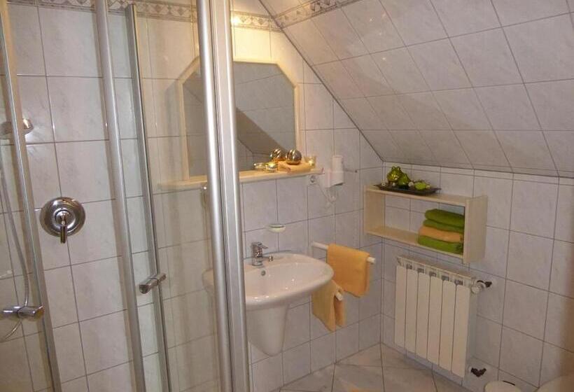 Номер Стандарт, Pension Rosengärtchen