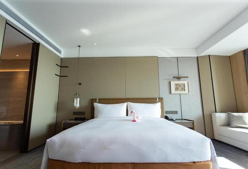 带阳台的豪华间, Primus Hotel Xuzhou Dalong Lake