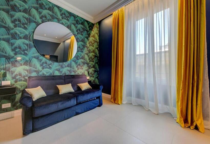 Escritório Estándar, Seven Suites Apartments   Myplacesanremo